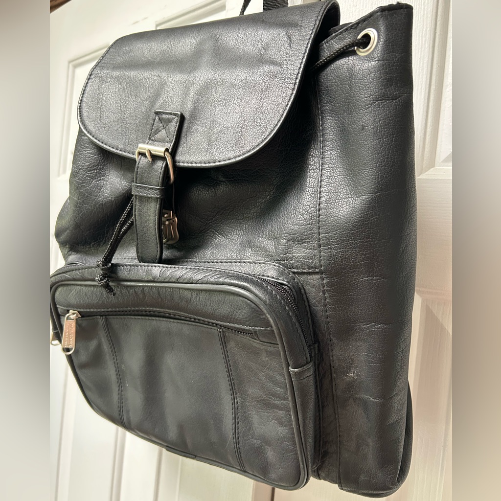 Wilson’s Leather Black Backpack, Huge Unused, In Pristine Shape. Pewter Hardware